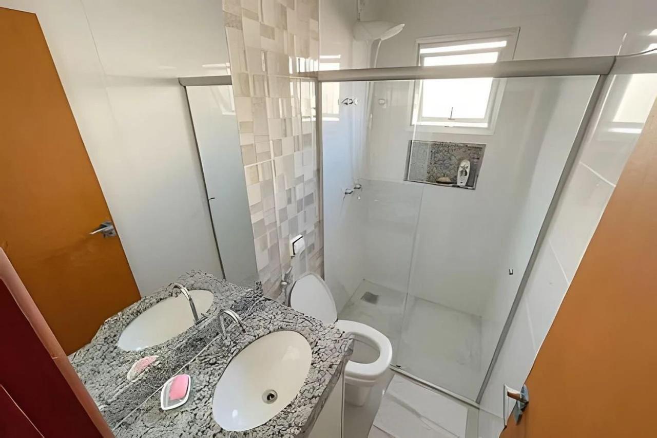 202- Apartamento De 2 Quartos Para Ate 5 Hospedes Patos de Minas Exteriér fotografie